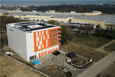 Jeden z liderów self-storage rośnie w Krakowie. Stokado otworzyło nowy magazyn